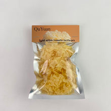 Load image into Gallery viewer, QuYuan Dried edible tremella fuciformis,Premium Dried White Fungus (Tremella Mushroom) 1.8 oz/50g
