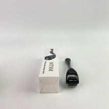 Load image into Gallery viewer, MTSM Microneedle dermal roller,Derma Roller for Men &amp; Women - Personal Cosmetic Beauty Tool 0.25mm - Titanium
